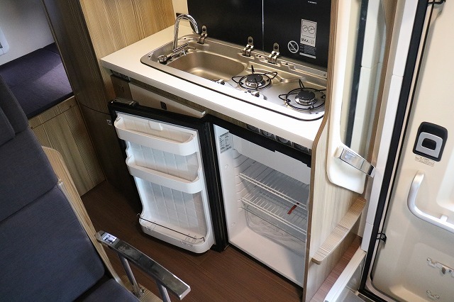 キャンピングカー キャブコン ｶﾑﾛｰﾄﾞ ﾊﾞﾝﾃｯｸ ｼﾞﾙ520ｲﾘｽ 4WD