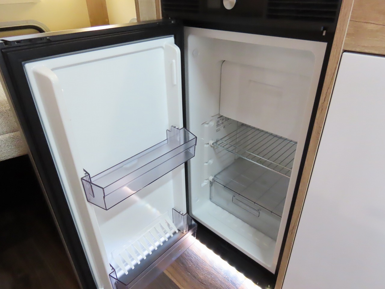 キャンピングカー キャブコン ｶﾑﾛｰﾄﾞ ﾅｯﾂRVｸﾚｱ5.3Wﾊｲﾊﾟｰｴﾎﾞ