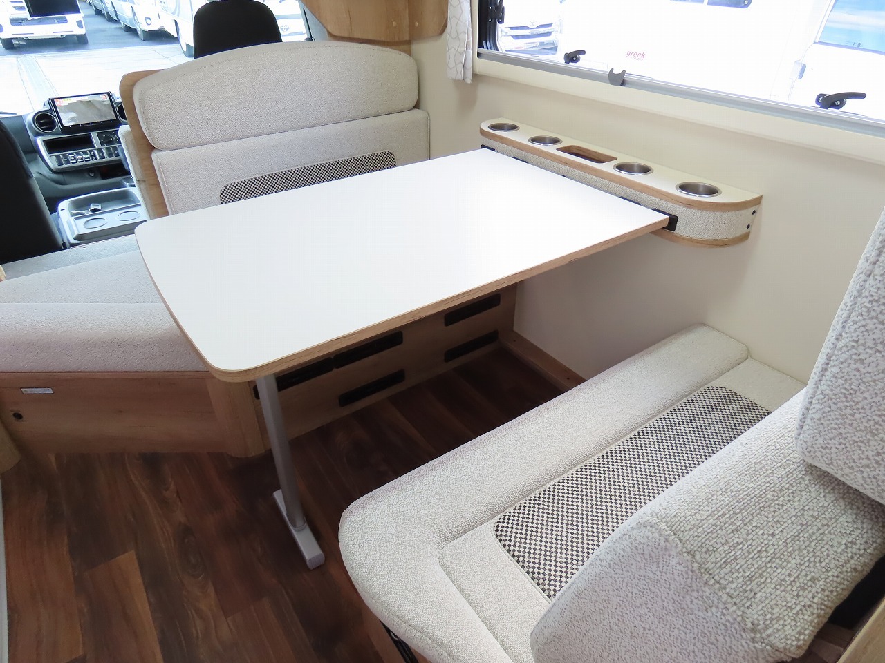 キャンピングカー キャブコン ｶﾑﾛｰﾄﾞ ﾅｯﾂRVｸﾚｱ5.3Wﾊｲﾊﾟｰｴﾎﾞ