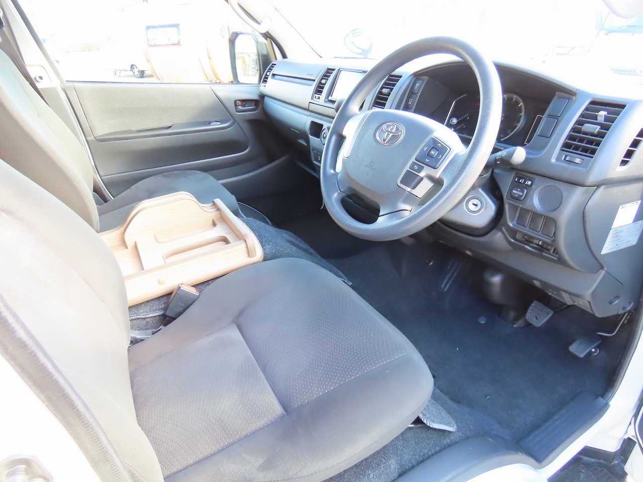 キャンピングカー バンコン ﾊｲｴｰｽ FOCS DSｺﾝﾊﾟｸﾄ