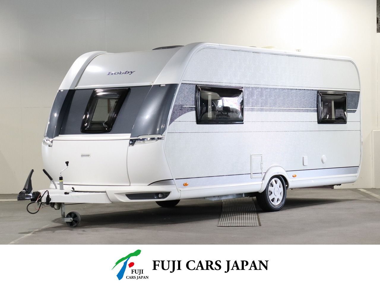 キャンピングカー トレーラー ホビー 495ULプレステージ　要牽引免許　家庭用AC