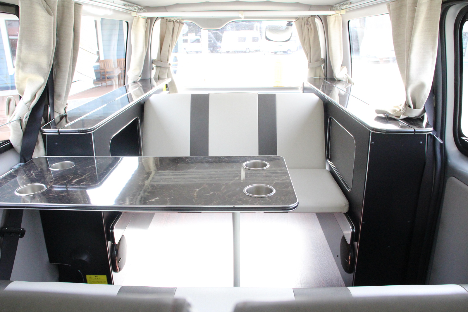 キャンピングカー バンコン ﾊｲｴｰｽ ﾊﾞﾝﾚﾎﾞVR470 Jｴﾃﾞｨｼｮﾝ