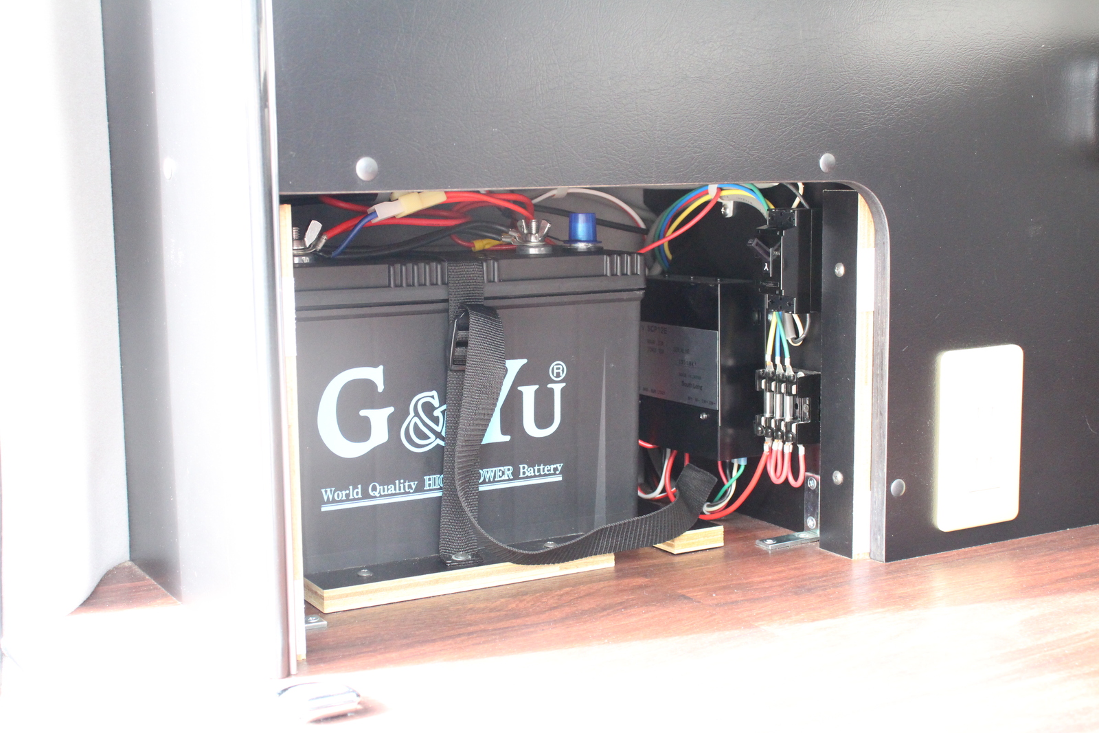 キャンピングカー バンコン ﾊｲｴｰｽ ﾊﾞﾝﾚﾎﾞVR470 Jｴﾃﾞｨｼｮﾝ