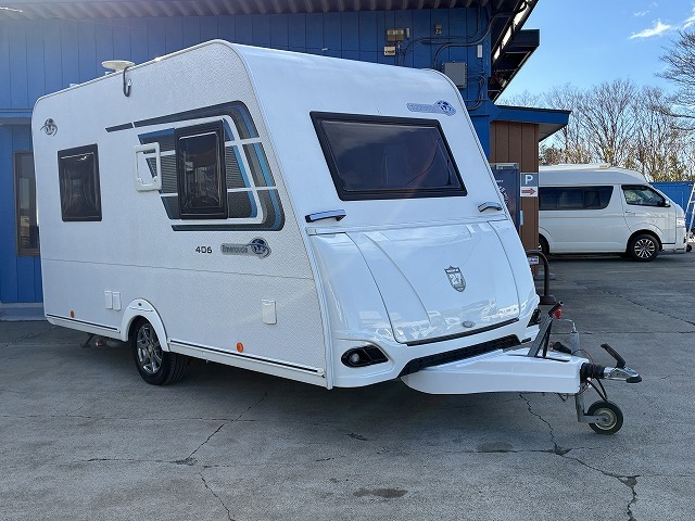 キャンピングカー トレーラー ﾄﾘｶﾞﾉ ｴﾒﾛｰﾄﾞ406