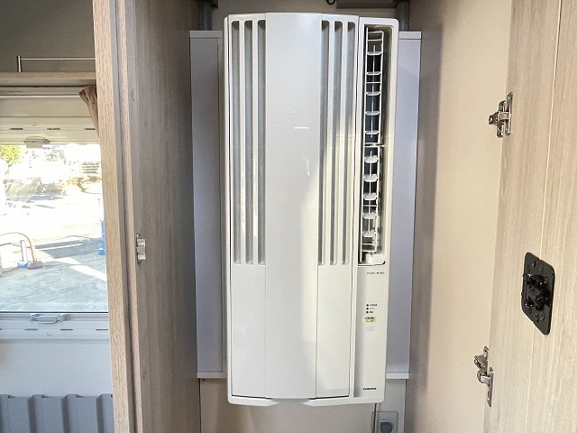 キャンピングカー トレーラー ﾄﾘｶﾞﾉ ｴﾒﾛｰﾄﾞ406