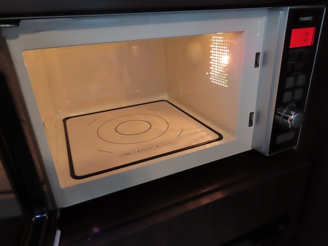 キャンピングカー バンコン ﾊｲｴｰｽ RVﾗﾝﾄﾞ ﾘﾉﾌﾟﾚﾐｱﾑ 4WD