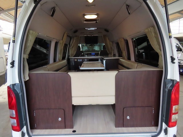 キャンピングカー バンコン ﾊｲｴｰｽ RVﾗﾝﾄﾞ ﾘﾉﾌﾟﾚﾐｱﾑ 4WD