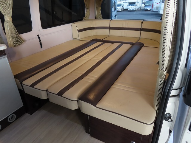 キャンピングカー バンコン ﾊｲｴｰｽ RVﾗﾝﾄﾞ ﾘﾉﾌﾟﾚﾐｱﾑ 4WD