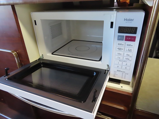 キャンピングカー バンコン ﾊｲｴｰｽ ﾘﾝｴｲ ﾊﾞｶﾝﾁｪｽMOMO