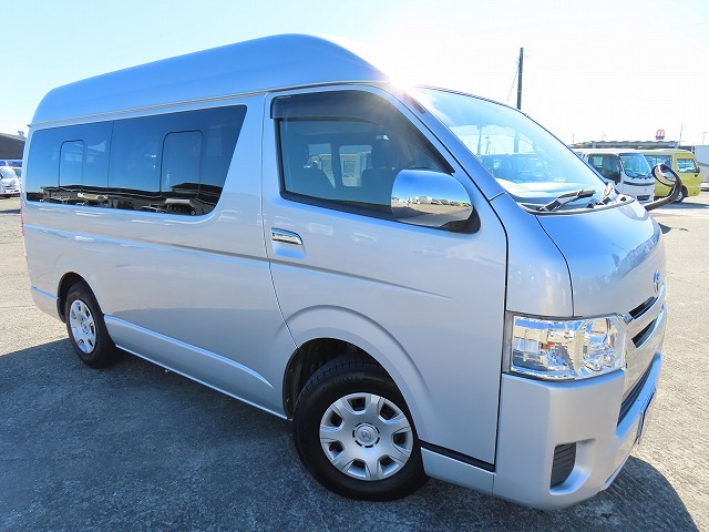 キャンピングカー バンコン ﾊｲｴｰｽ ﾘﾝｴｲ ﾊﾞｶﾝﾁｪｽMOMO