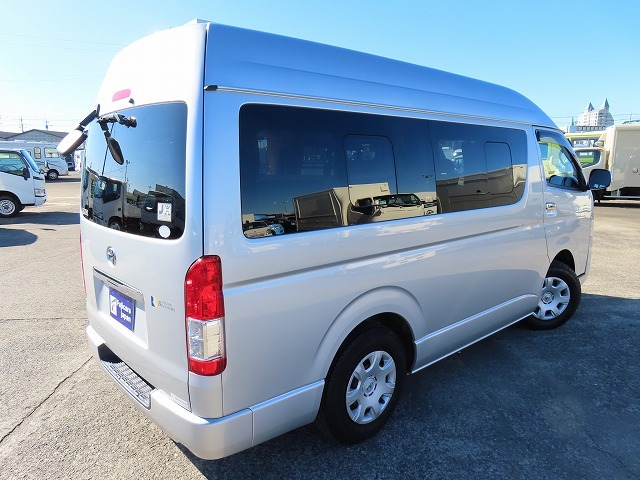 キャンピングカー バンコン ﾊｲｴｰｽ ﾘﾝｴｲ ﾊﾞｶﾝﾁｪｽMOMO