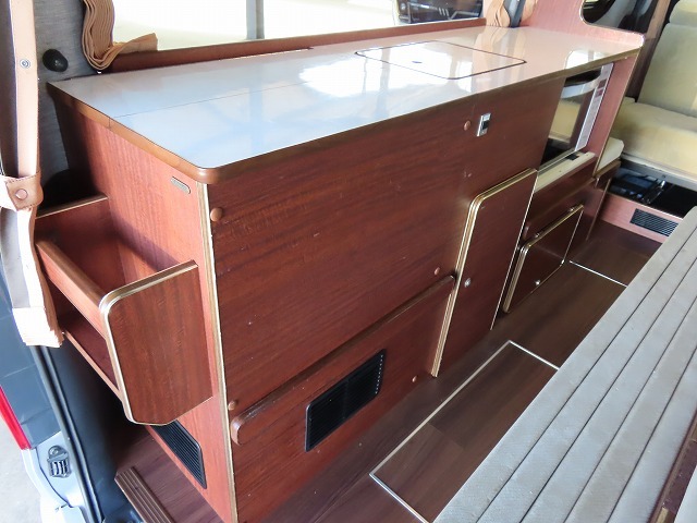 キャンピングカー バンコン ﾊｲｴｰｽ ﾘﾝｴｲ ﾊﾞｶﾝﾁｪｽMOMO