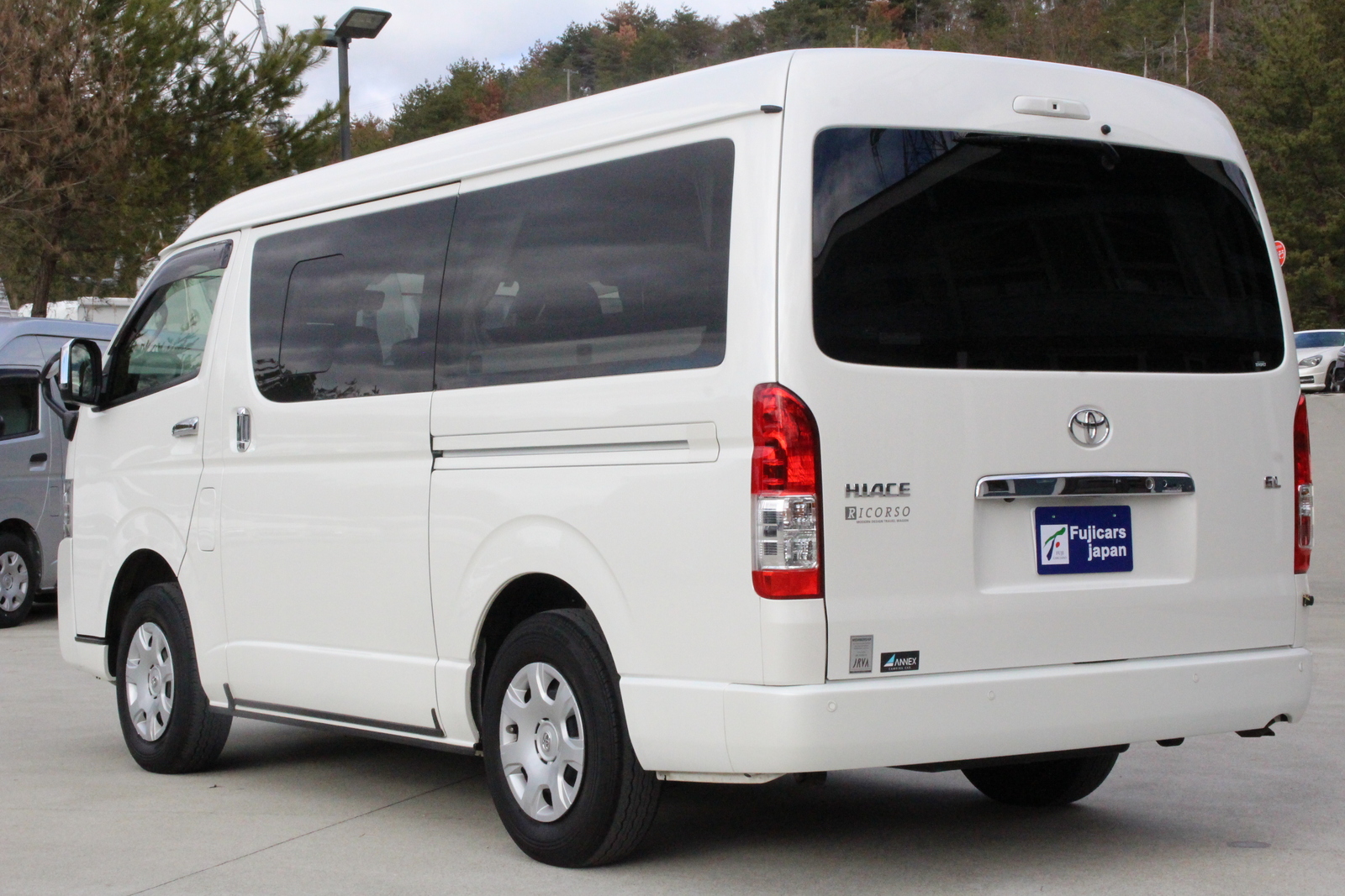 キャンピングカー バンコン ﾊｲｴｰｽ ｱﾈｯｸｽ ﾘｺﾙｿ ﾌﾞﾗｯｸﾗｲﾝ 4WD