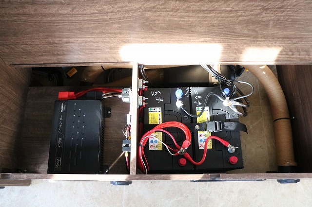 キャンピングカー バンコン ﾚｼﾞｱｽｴｰｽ ﾐｽﾃｨｯｸ ﾏﾃｨｱｽ 4WD