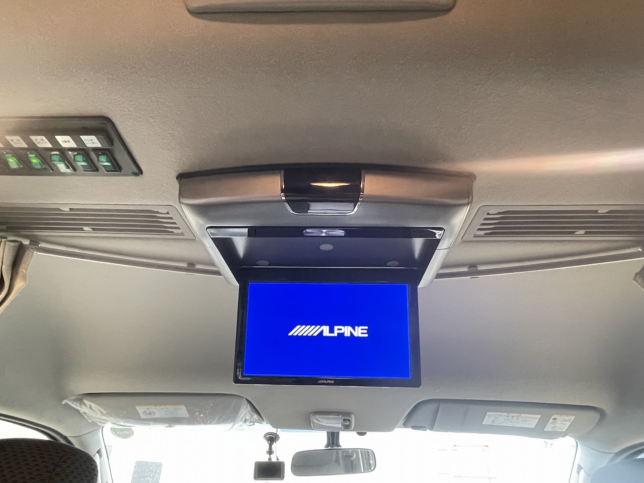 キャンピングカー バンコン NV350ｷｬﾗﾊﾞﾝ ﾋﾞｰｸﾙ ｸﾞﾗﾝﾍﾞﾙ 4WD