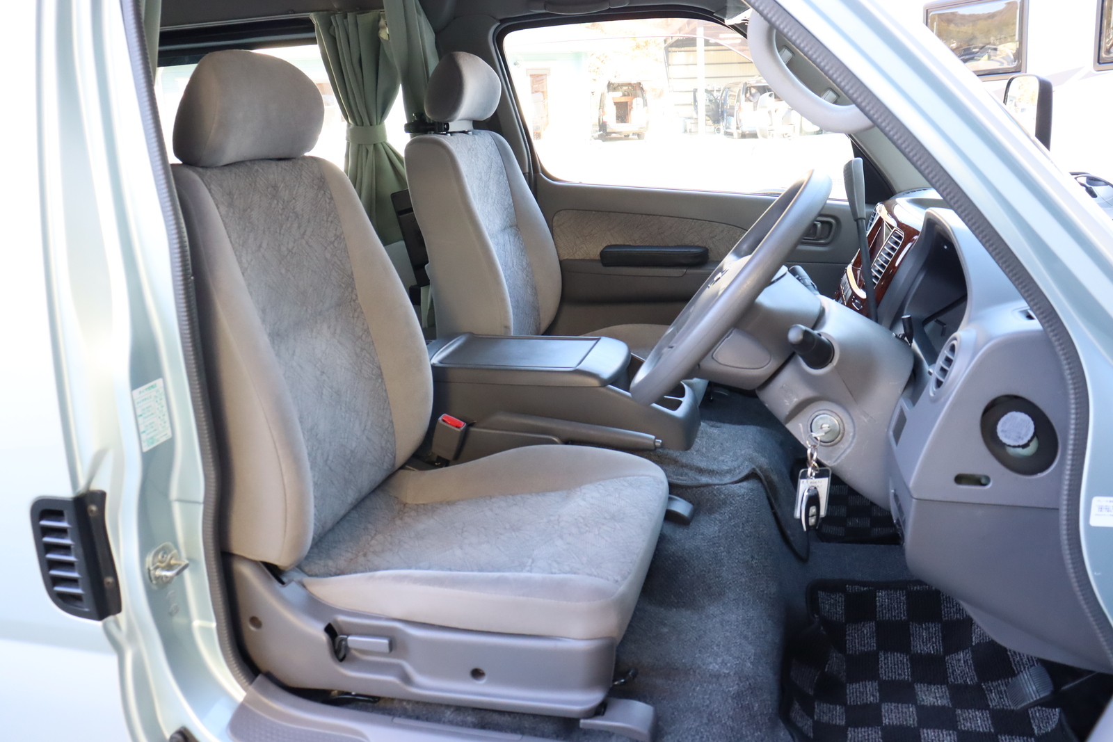 キャンピングカー バンコン ｷｬﾗﾊﾞﾝ 東和ﾓｰﾀｰｽ ﾌｪﾈｯｸ　ﾂｲﾝｻﾌﾞ