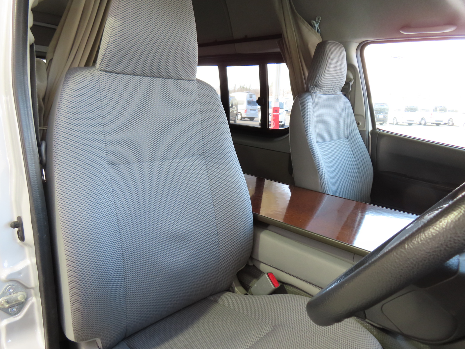 キャンピングカー バンコン ﾊｲｴｰｽ RVﾋﾞｯｸﾌｯﾄ ｵﾘｼﾞﾅﾙ　FFﾋｰﾀｰ