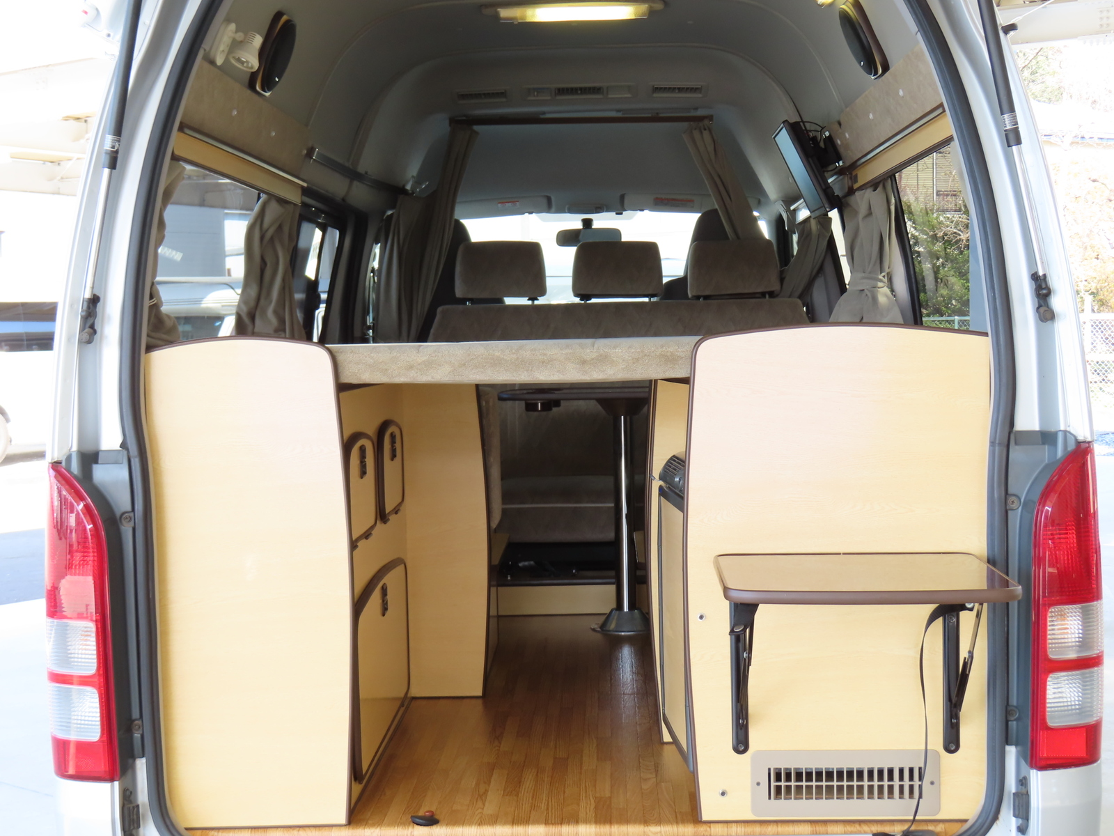 キャンピングカー バンコン ﾊｲｴｰｽ RVﾋﾞｯｸﾌｯﾄ ｵﾘｼﾞﾅﾙ　FFﾋｰﾀｰ