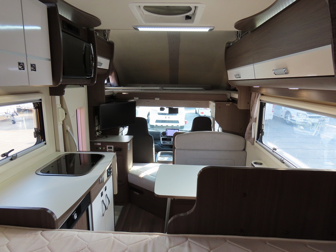 キャンピングカー キャブコン ｶﾑﾛｰﾄﾞ ﾅｯﾂRV ｸﾚｱ5.0XXｴﾎﾞﾘｭｰｼｮﾝ