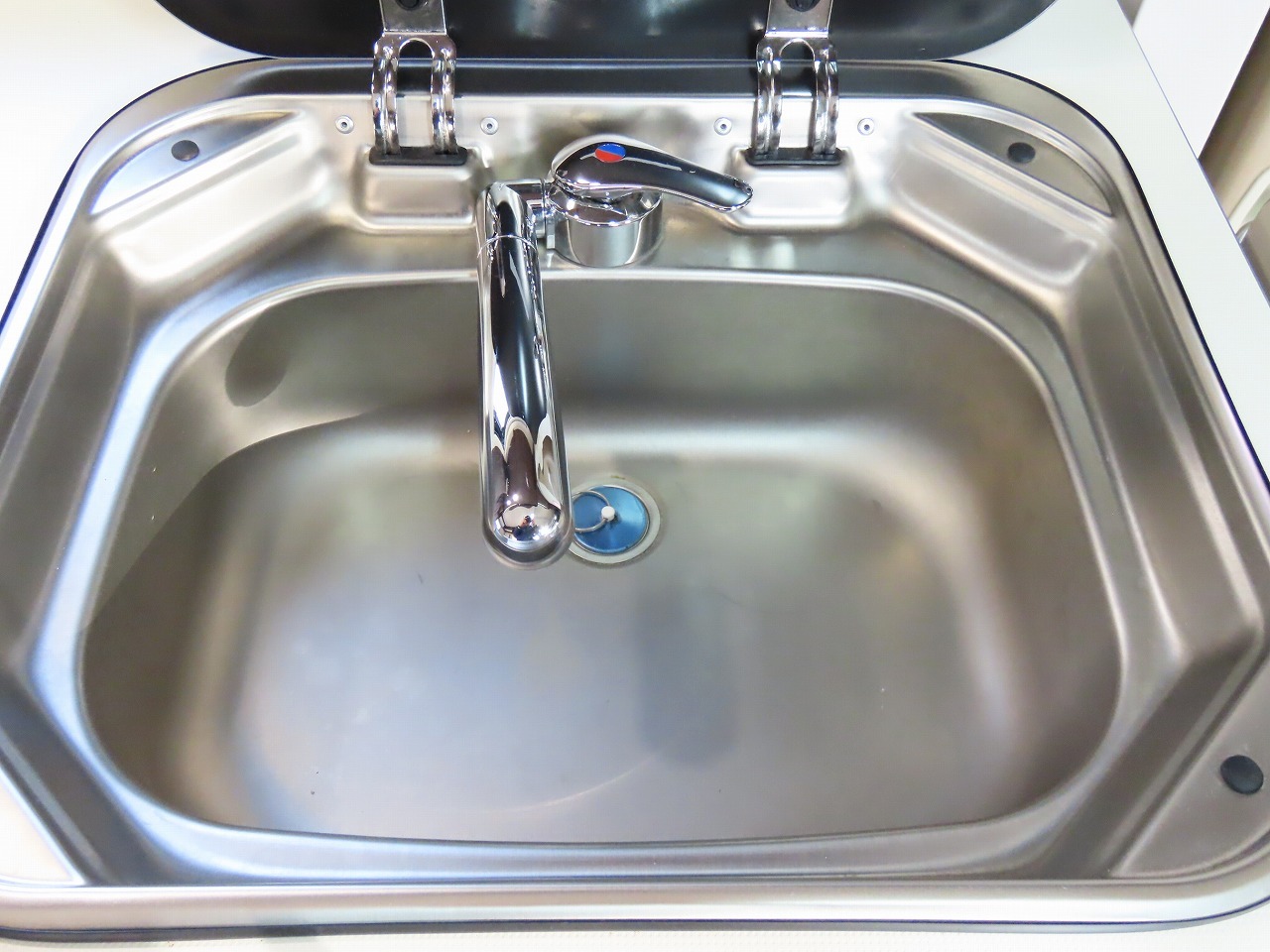 キャンピングカー キャブコン ｶﾑﾛｰﾄﾞ ﾅｯﾂRV ｸﾚｱ5.0XXｴﾎﾞﾘｭｰｼｮﾝ