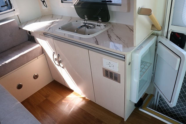 キャンピングカー 軽キャンパー ﾊｲｾﾞｯﾄ JPｽﾀｰ ﾊｯﾋﾟｰ1+ 4WD