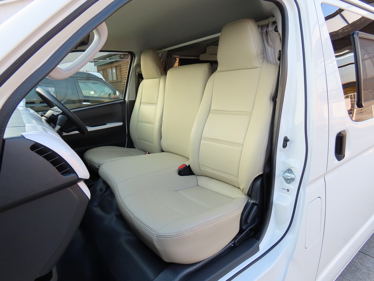 キャンピングカー バンコン ﾊｲｴｰｽ RVﾋﾞｯｸﾌｯﾄ ｽｳｨﾝｸﾞN4.7