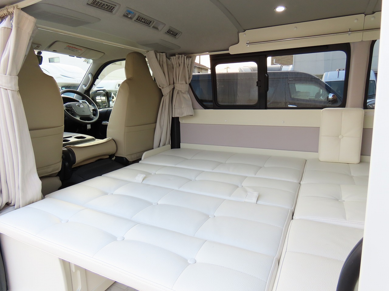 キャンピングカー バンコン ﾊｲｴｰｽ RVﾋﾞｯｸﾌｯﾄ ｽｳｨﾝｸﾞN4.7