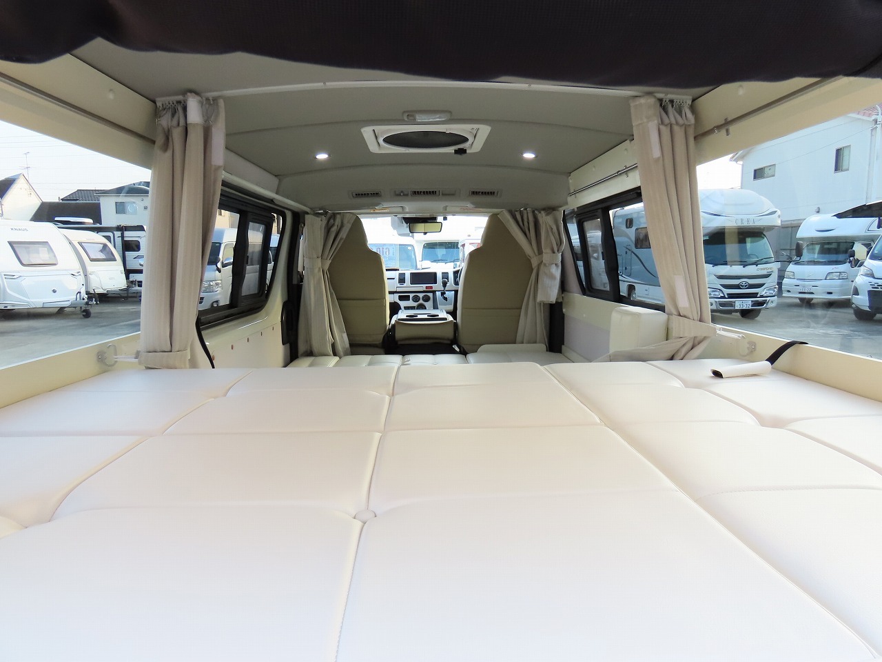 キャンピングカー バンコン ﾊｲｴｰｽ RVﾋﾞｯｸﾌｯﾄ ｽｳｨﾝｸﾞN4.7