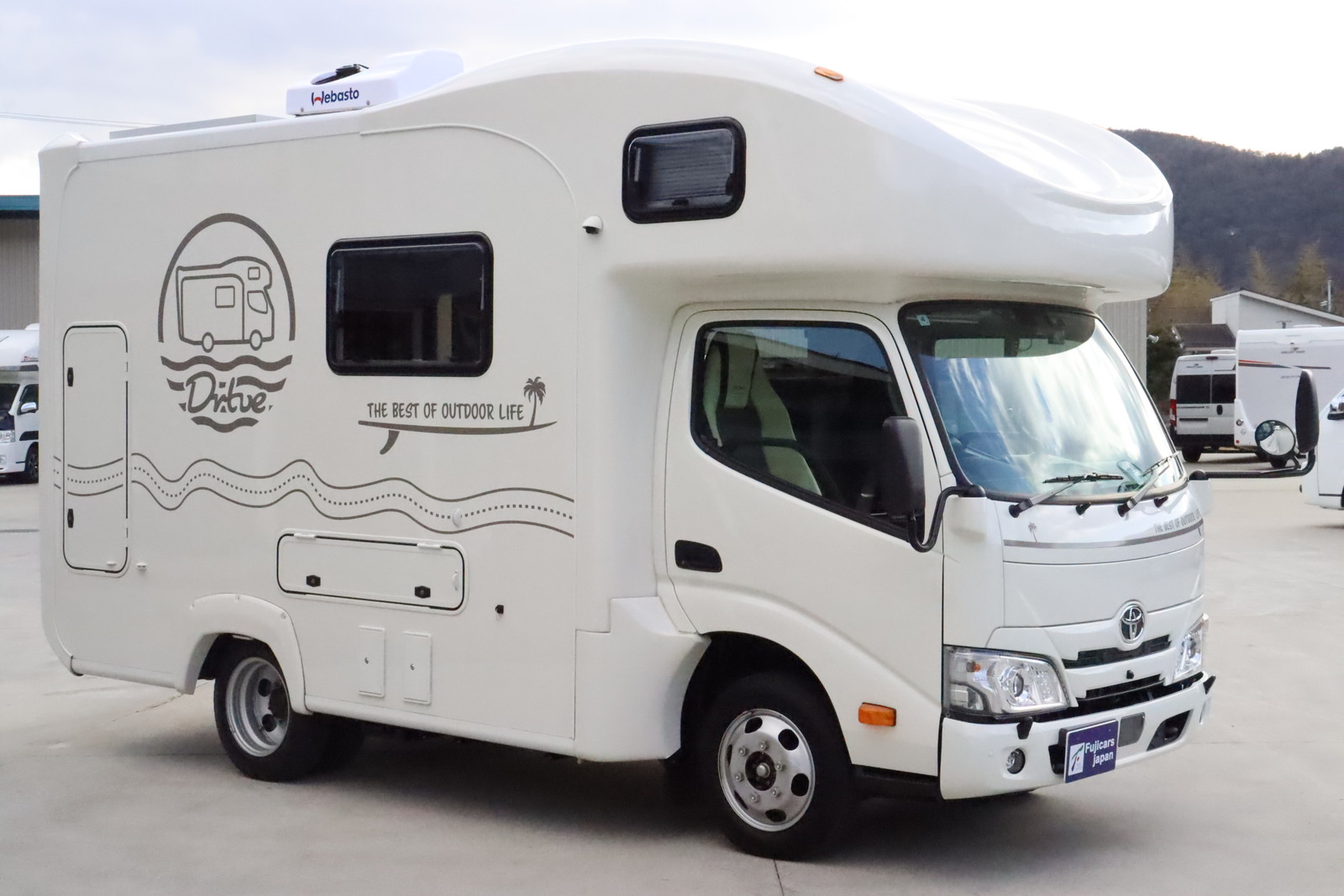 キャンピングカー キャブコン ｶﾑﾛｰﾄﾞ ﾀﾞｲﾚｸﾄｶｰｽﾞ ﾀﾞﾙﾋﾞｨ江の島4WD