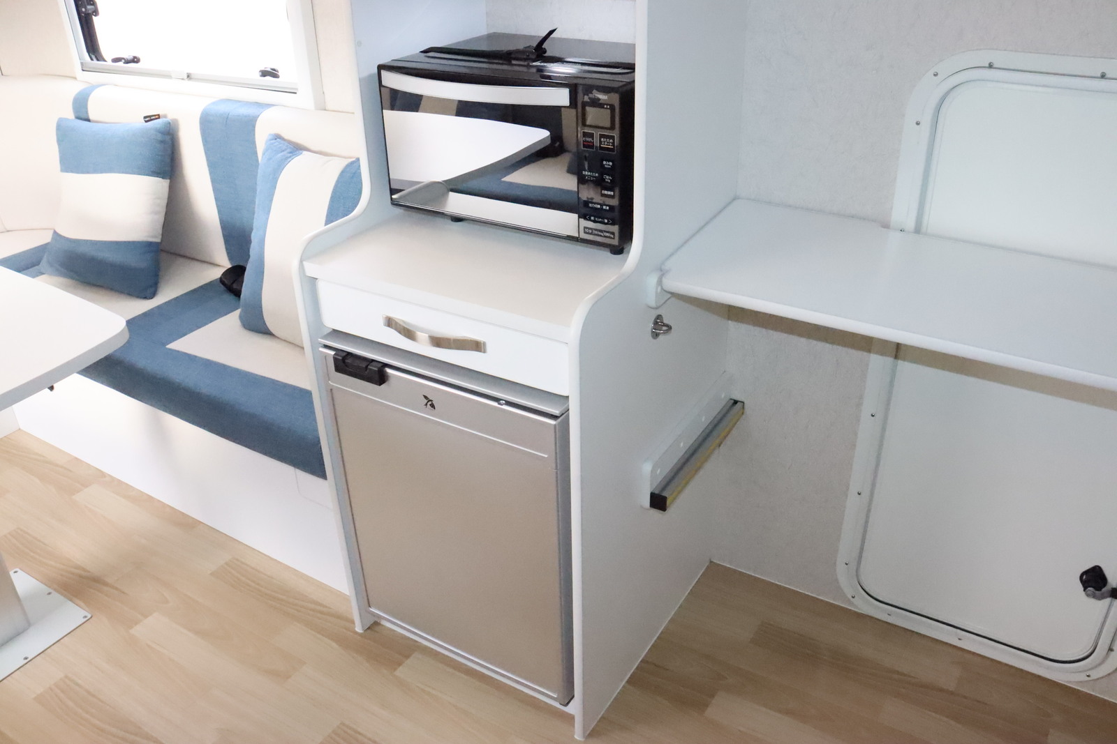 キャンピングカー キャブコン ｶﾑﾛｰﾄﾞ ﾀﾞｲﾚｸﾄｶｰｽﾞ ﾀﾞﾙﾋﾞｨ江の島4WD