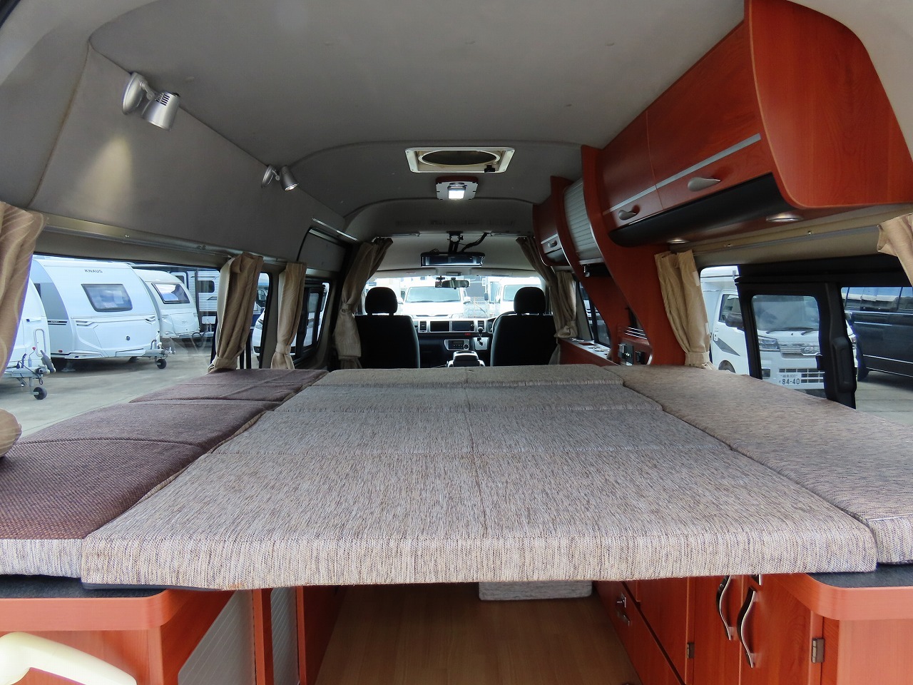 キャンピングカー バンコン ﾊｲｴｰｽ ﾅｯﾂRV ﾘｰｸ 4WD