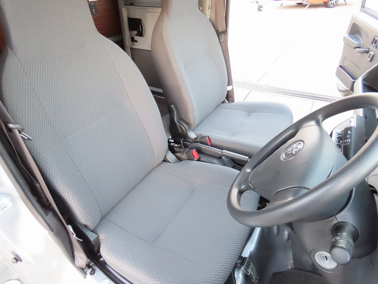 キャンピングカー 軽キャンパー ﾋﾟｸｼｽ ﾐｽﾃｨｯｸ ﾚｼﾞｽﾄﾛ 4WD