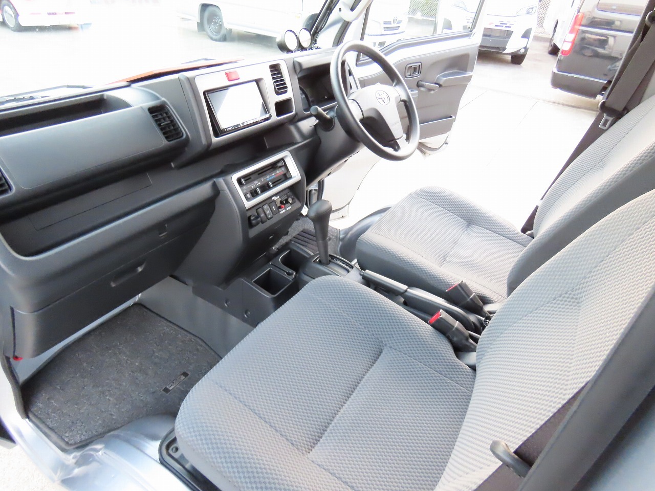 キャンピングカー 軽キャンパー ﾋﾟｸｼｽ ﾐｽﾃｨｯｸ ﾚｼﾞｽﾄﾛ 4WD