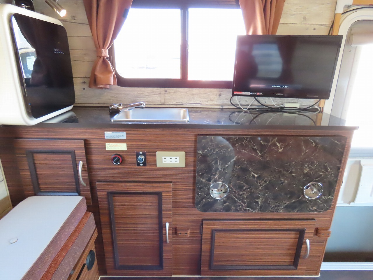 キャンピングカー 軽キャンパー ﾋﾟｸｼｽ ﾐｽﾃｨｯｸ ﾚｼﾞｽﾄﾛ 4WD