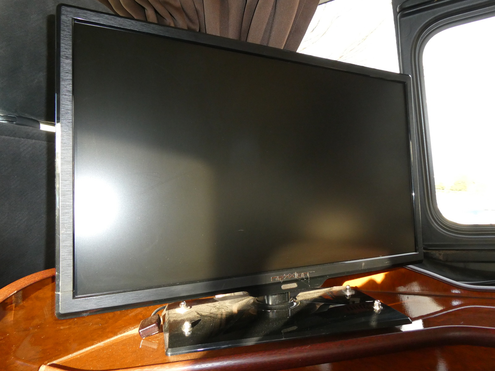 キャンピングカー バンコン FOCS DS　3ﾅﾝﾊﾞｰ　10人乗り　FFﾋｰﾀｰ