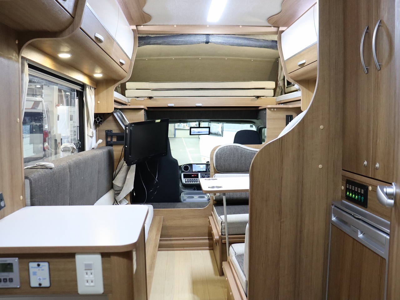 キャンピングカー キャブコン ｶﾑﾛｰﾄﾞ 東和ﾓｰﾀｰｽ ｳﾞｫｰﾝﾉｲﾝ 4WD　AC