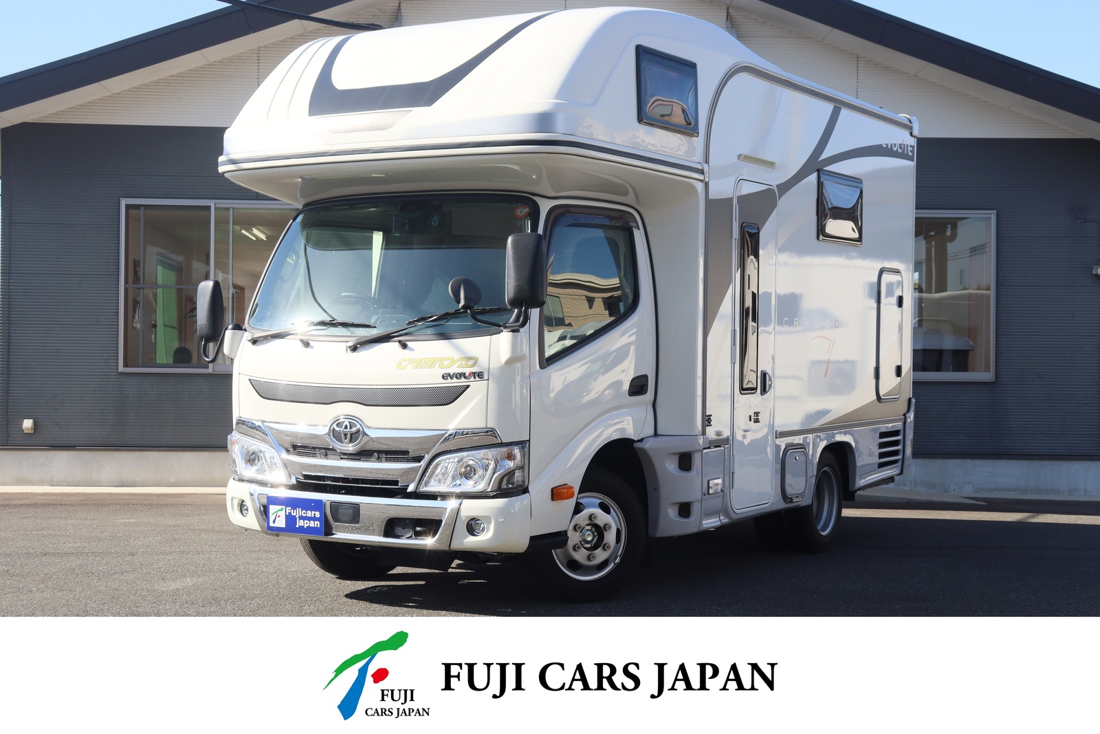 キャンピングカー キャブコン カムロード ナッツRV クレソンジャーニーW Li