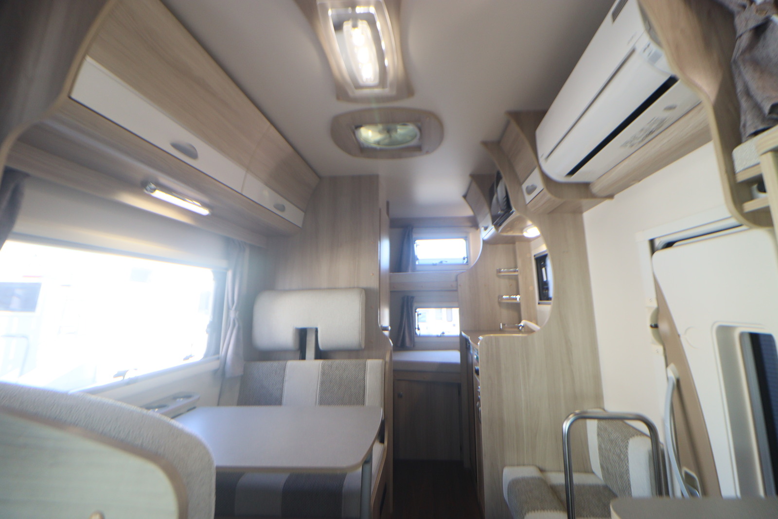 キャンピングカー キャブコン ｶﾑﾛｰﾄﾞ ﾅｯﾂRV ｸﾚｿﾝｼﾞｬｰﾆｰW Li