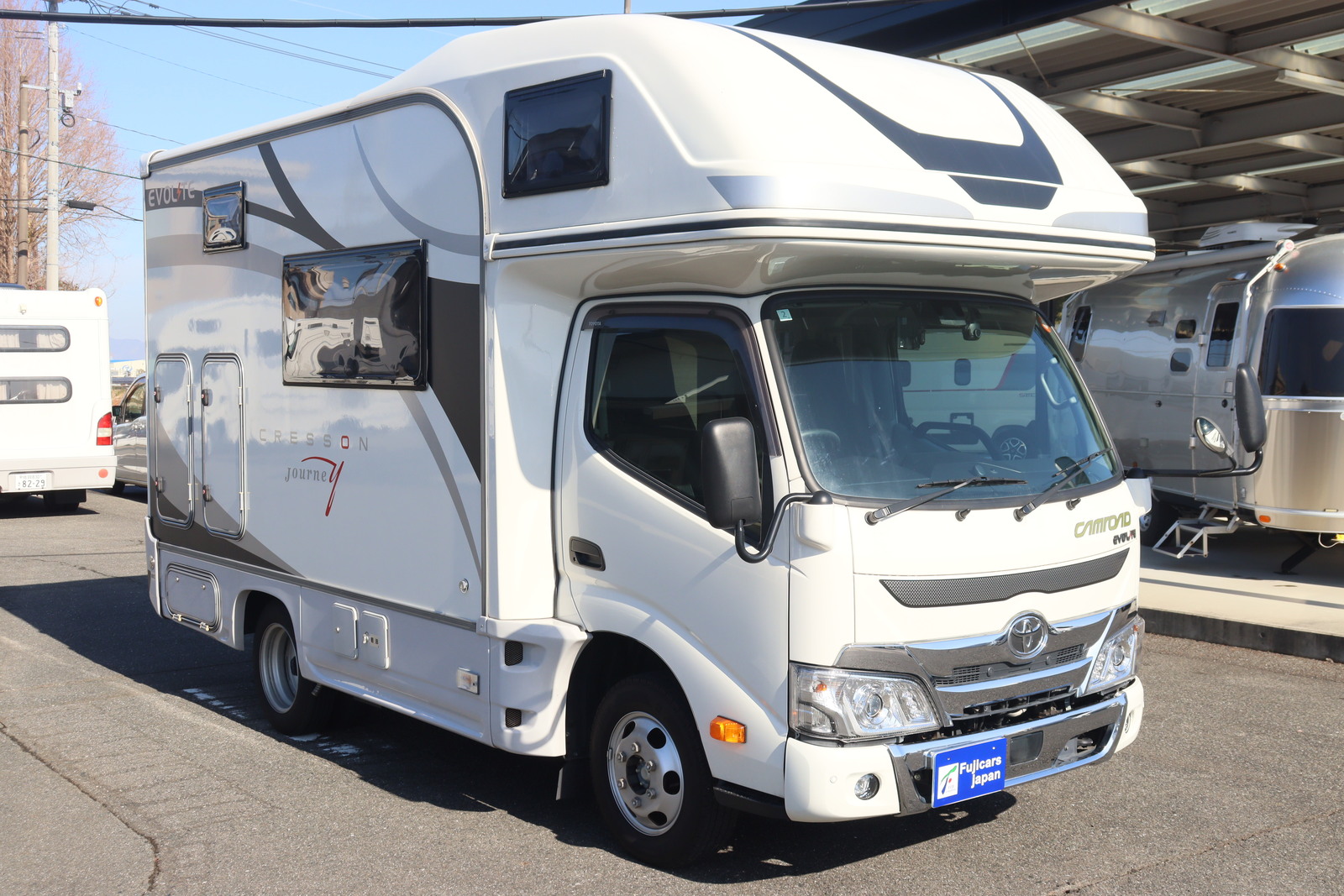 キャンピングカー キャブコン ｶﾑﾛｰﾄﾞ ﾅｯﾂRV ｸﾚｿﾝｼﾞｬｰﾆｰW Li