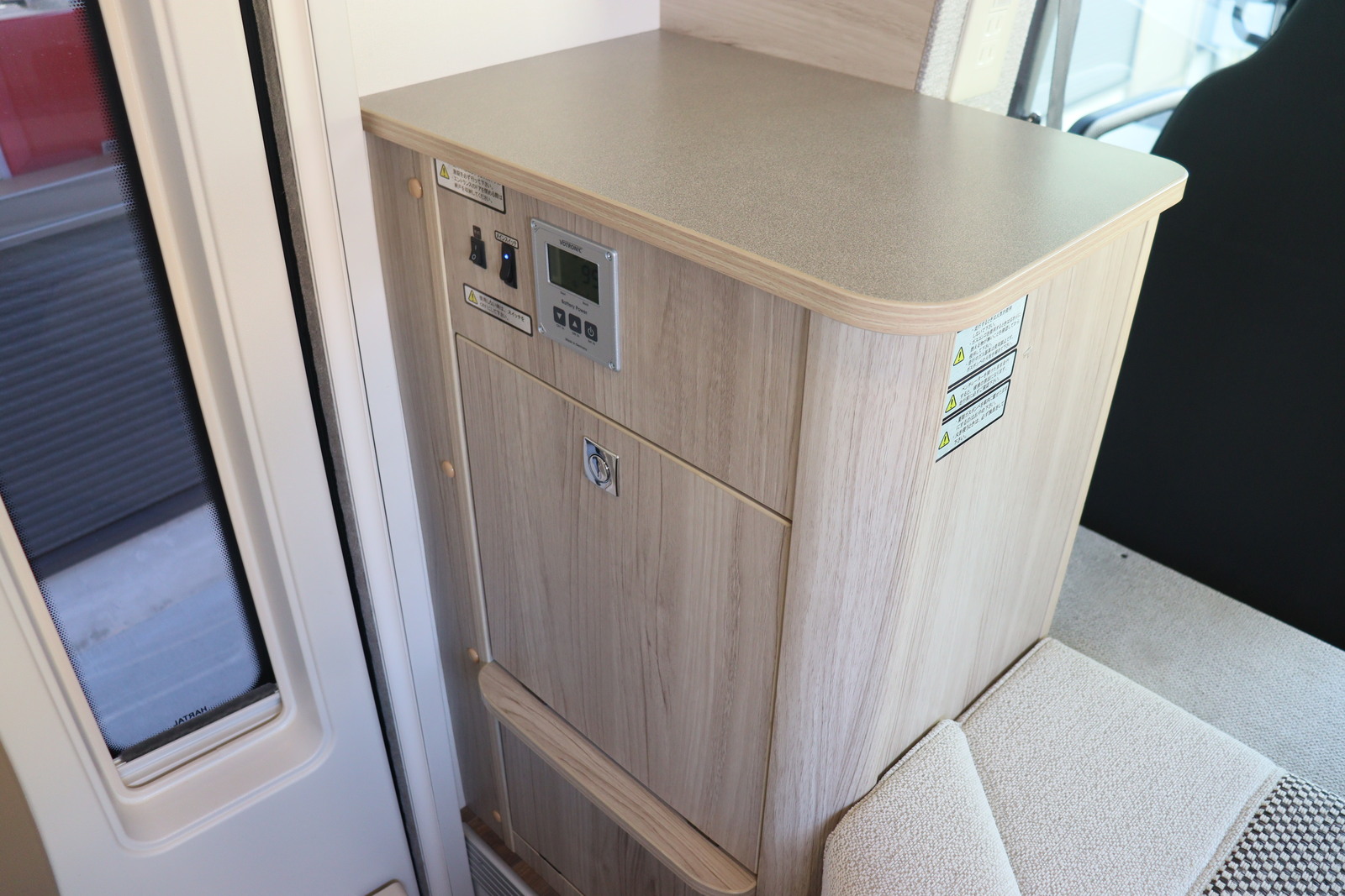 キャンピングカー キャブコン ｶﾑﾛｰﾄﾞ ﾅｯﾂRV ｸﾚｿﾝｼﾞｬｰﾆｰW Li