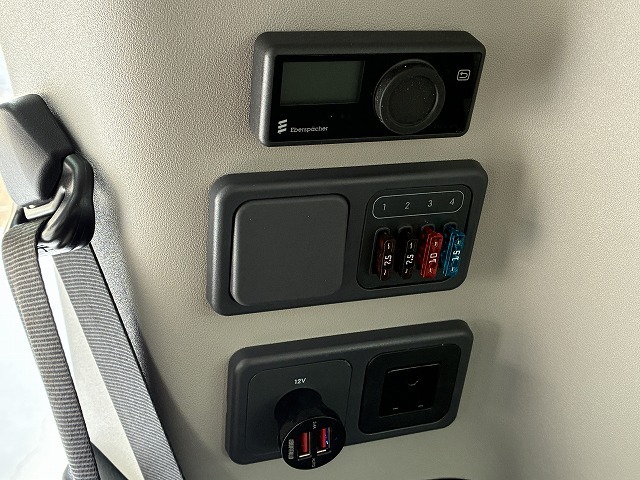 キャンピングカー バンコン ﾍﾞﾙﾗﾝｺﾞ ﾛﾝｸﾞ ﾎﾜｲﾄﾊｳｽ ｿﾚｲﾕ FF暖房