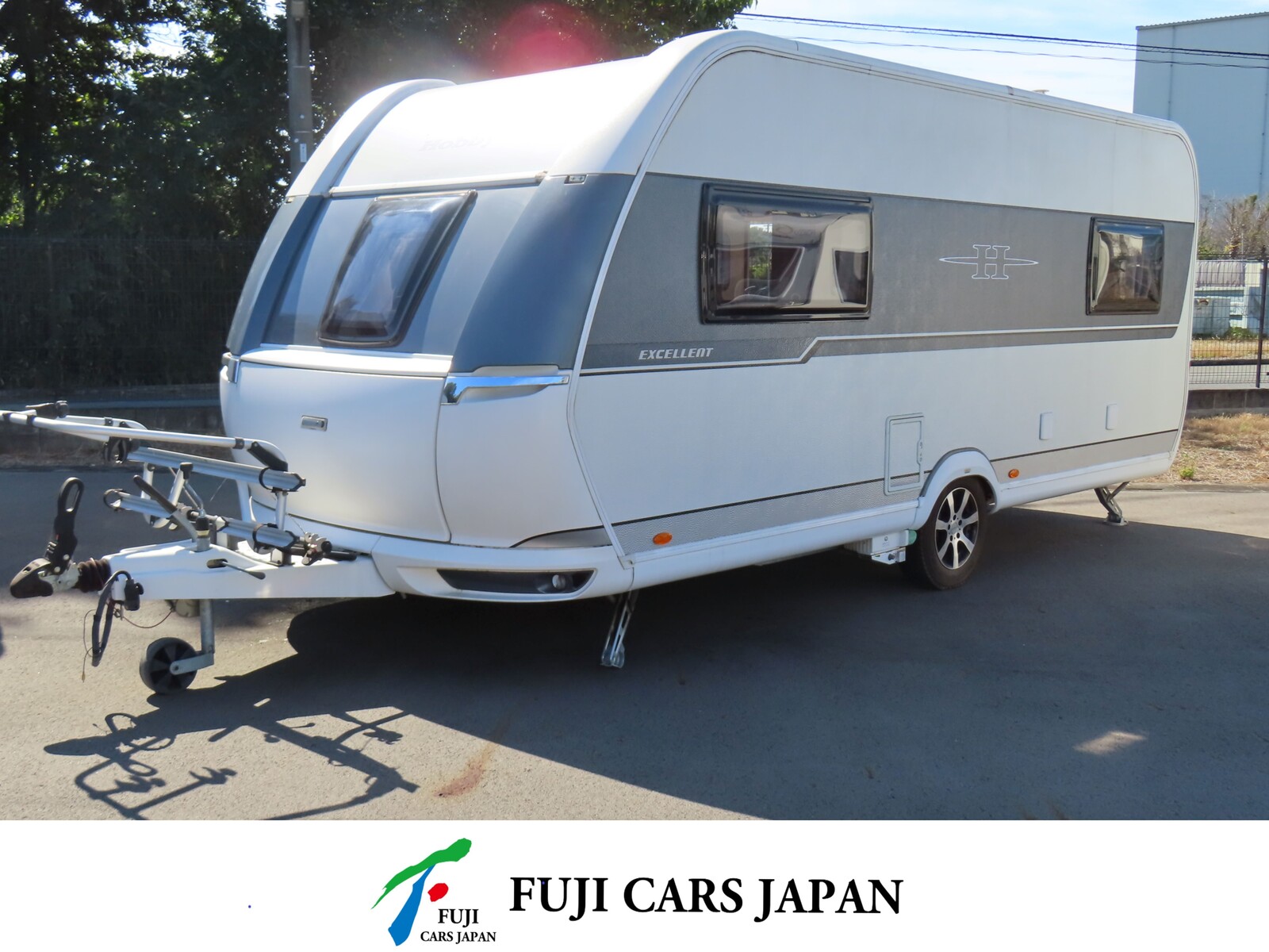 キャンピングカー トレーラー ホビー 495UL　家庭用エアコン