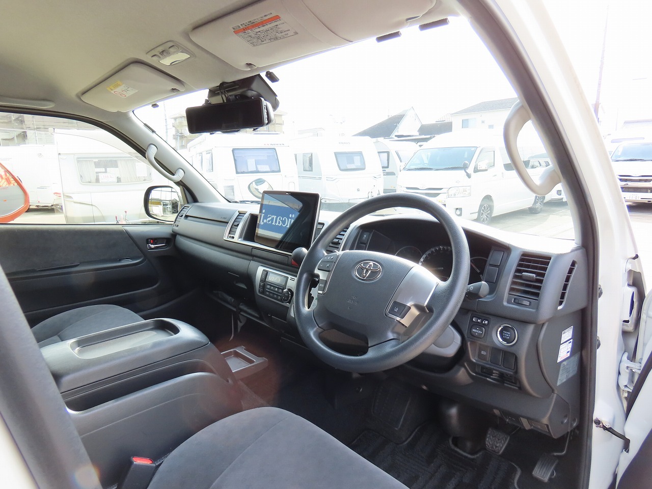 キャンピングカー バンコン ﾊｲｴｰｽ FOCS DS-Fｽﾀｲﾙ