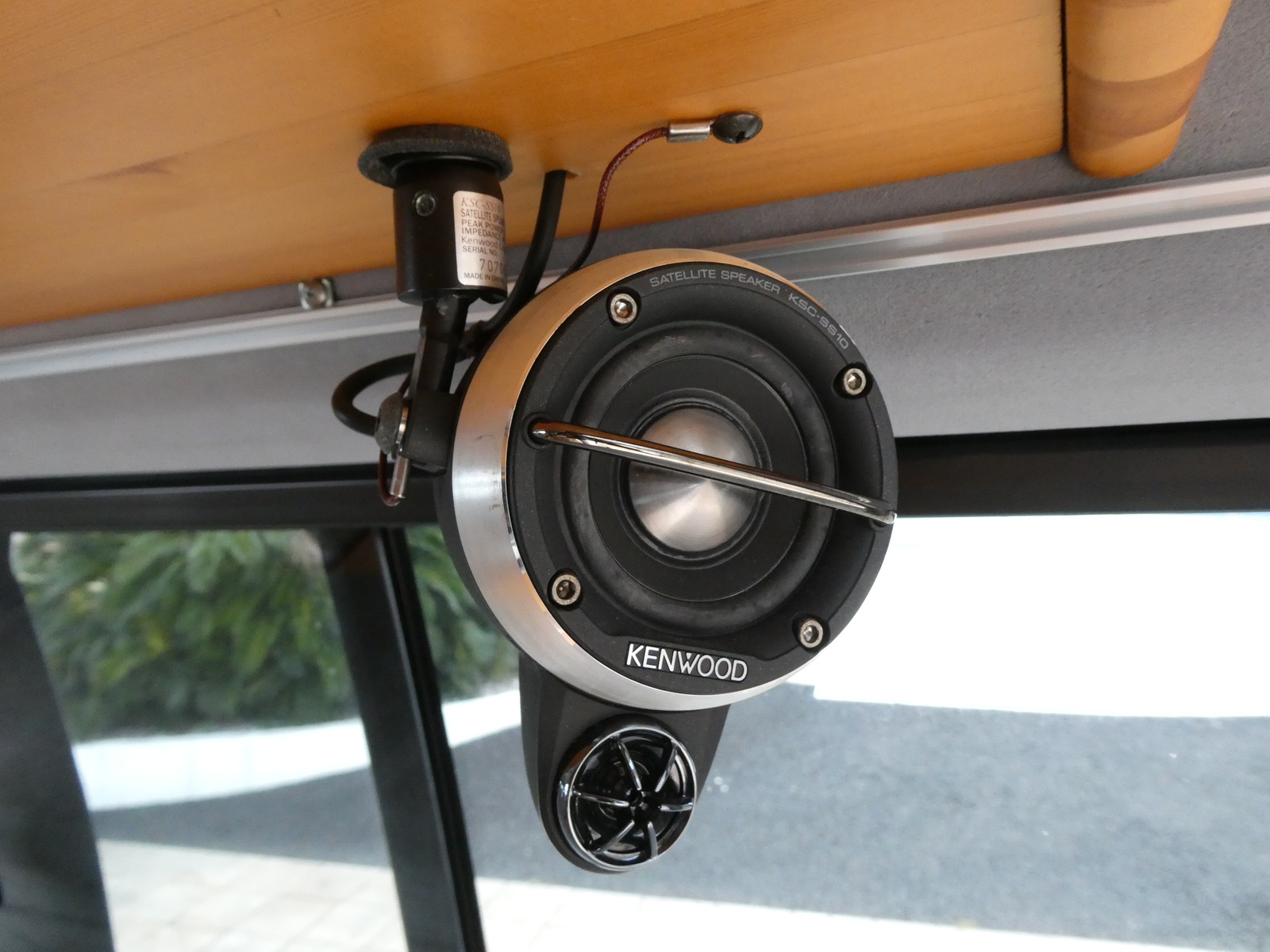 キャンピングカー バンコン AtoZ　ｱﾒﾘｱ　ﾏｯｸｽﾌｧﾝ　外部充電　寒冷地仕様