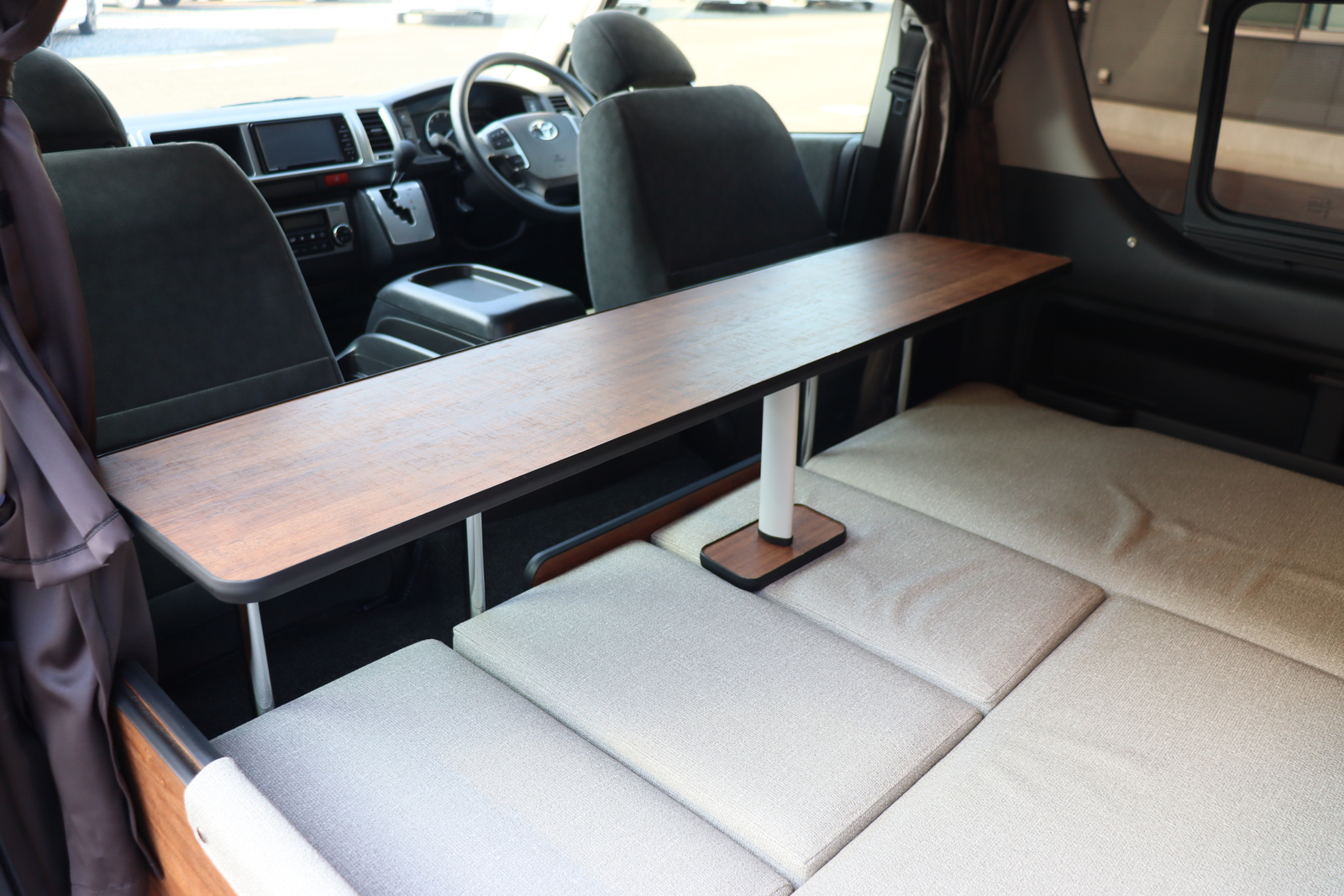 キャンピングカー バンコン ﾊｲｴｰｽ FOCS Ds-Lｽﾀｲﾙ