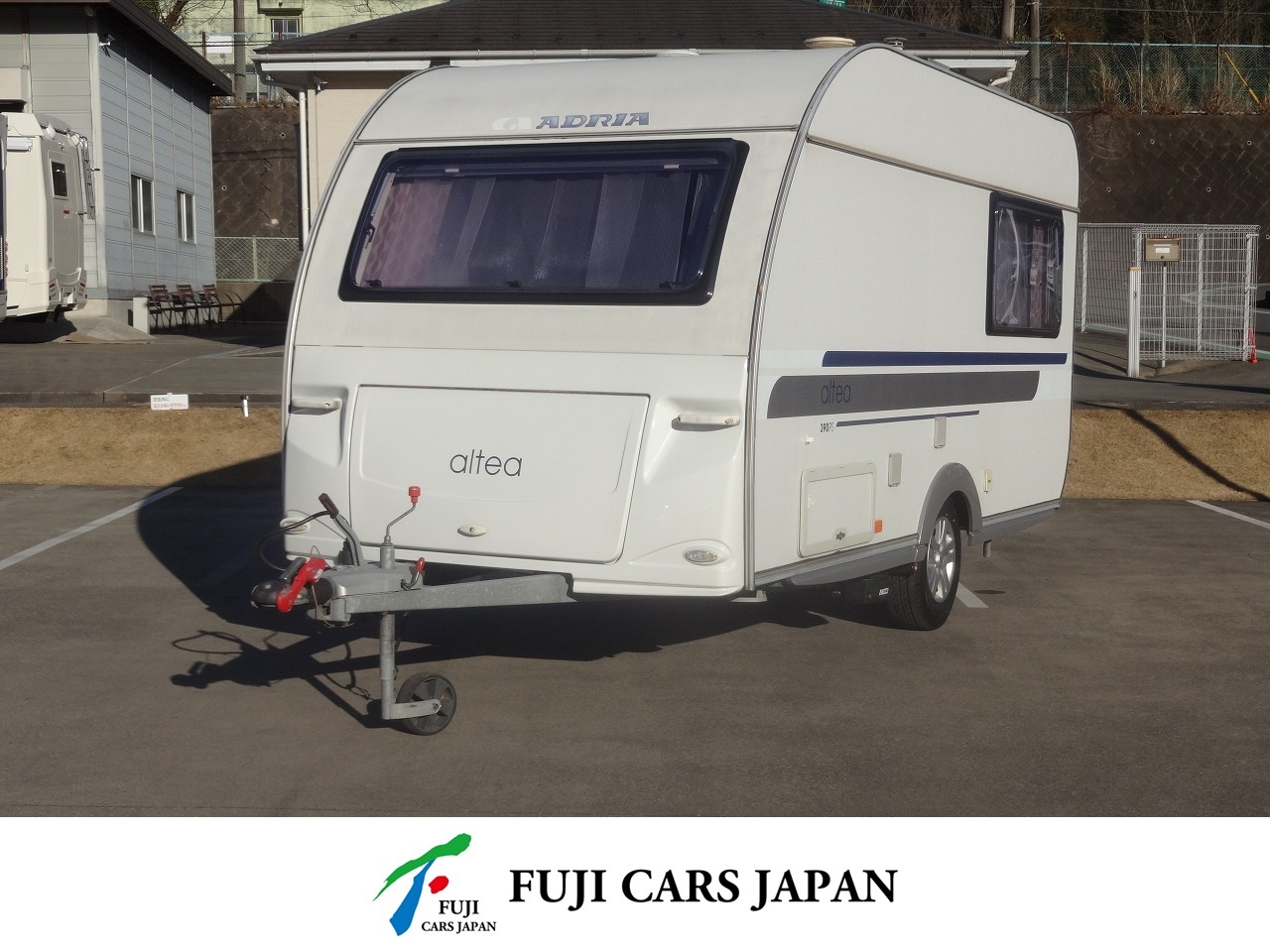 キャンピングカー トレーラー アドリア アルティア390PS　けん引免許不要　