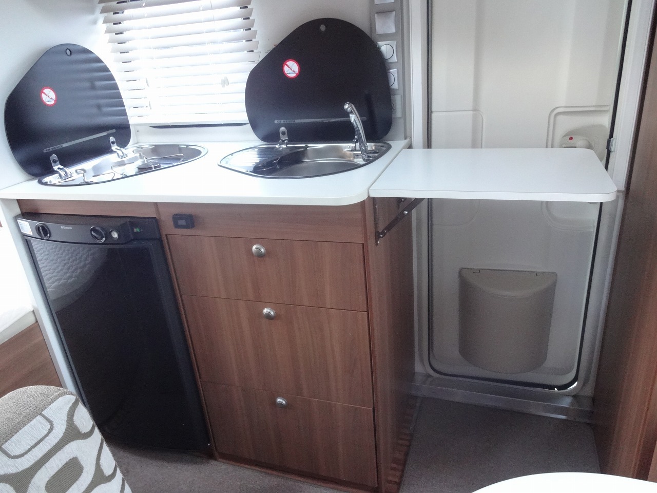 キャンピングカー トレーラー ｱﾄﾞﾘｱ ｱﾙﾃｨｱ390PS　けん引免許不要　