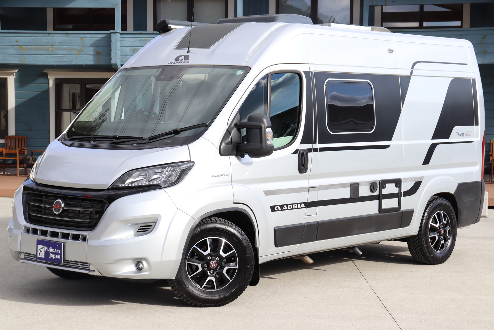 キャンピングカー バンコン ﾃﾞｭｶﾄ ｱﾄﾞﾘｱ ﾂｲﾝ540SPﾌﾟﾗｽ 9AT