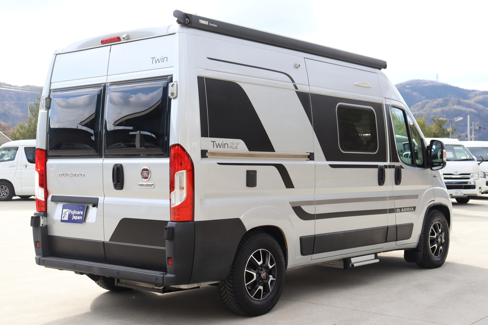 キャンピングカー バンコン ﾃﾞｭｶﾄ ｱﾄﾞﾘｱ ﾂｲﾝ540SPﾌﾟﾗｽ 9AT