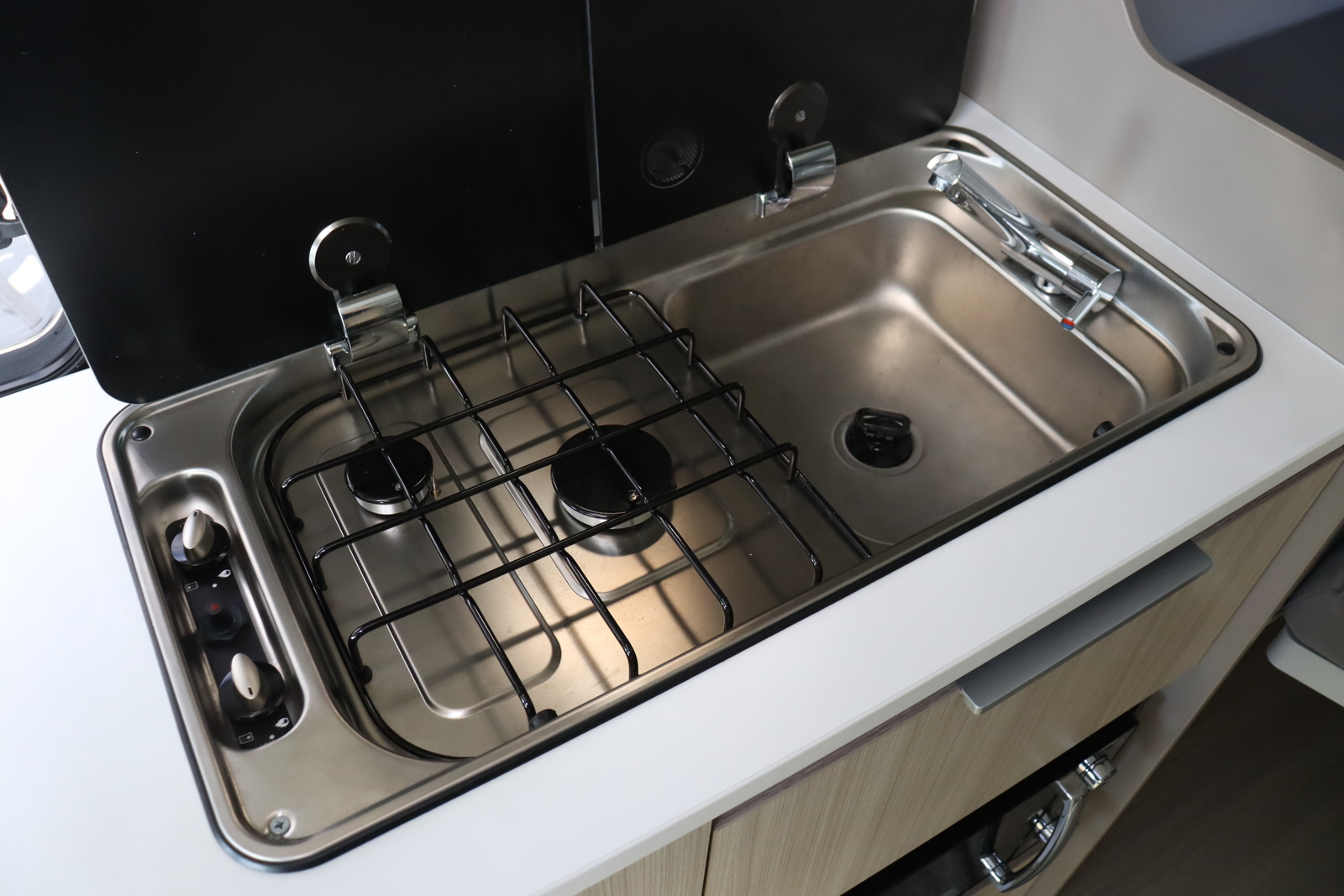 キャンピングカー バンコン ﾃﾞｭｶﾄ ｱﾄﾞﾘｱ ﾂｲﾝ540SPﾌﾟﾗｽ 9AT